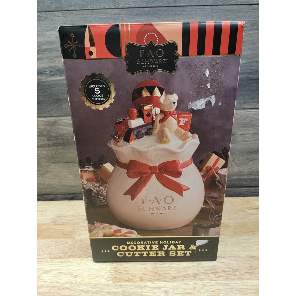 NEW FAO Schwarz Decorative Holiday Cookie Jar w/ 5 Cookie Cutters Set Christmas